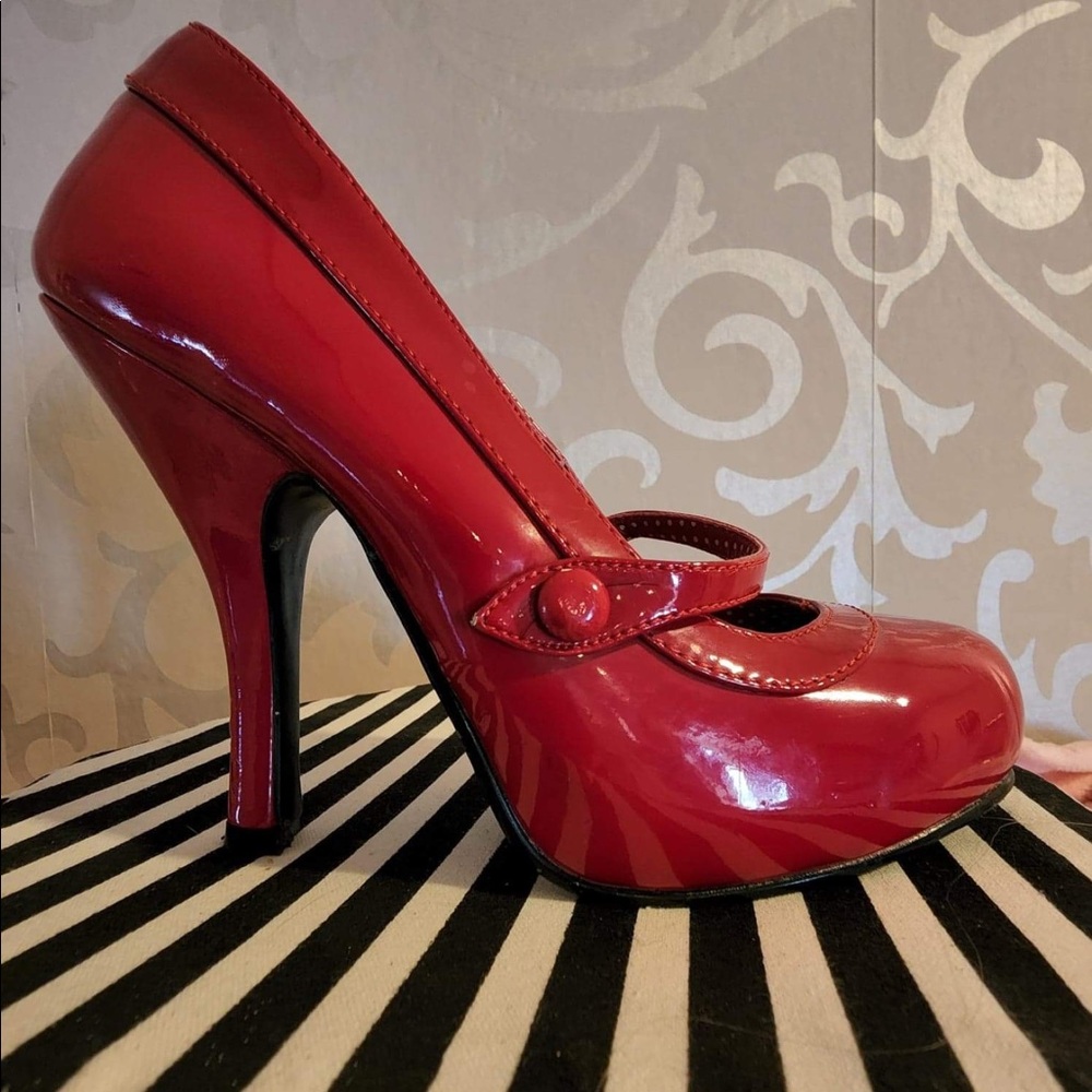 Pinup shoes